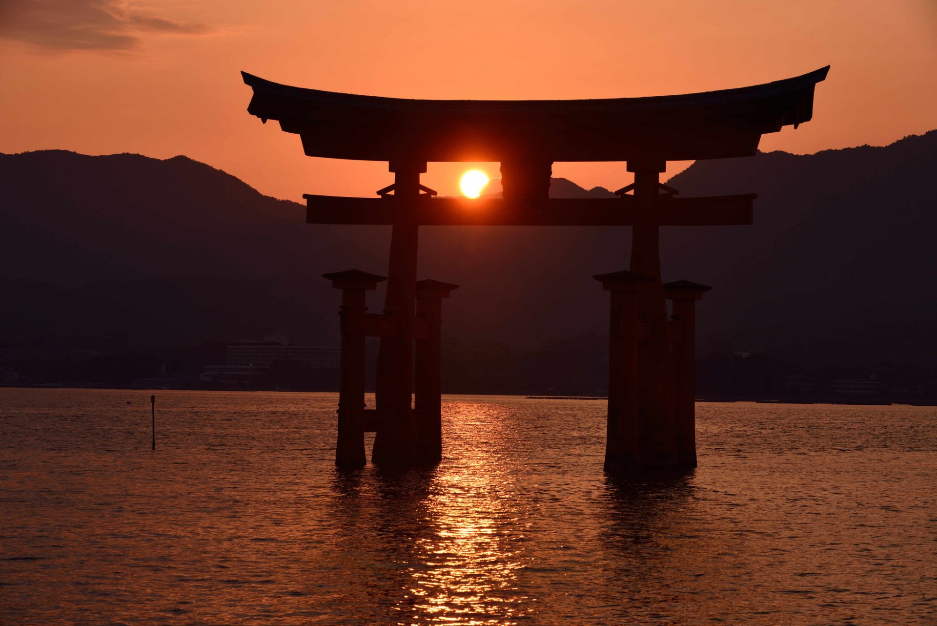 厳島神社 – Itsukushima Shrine
